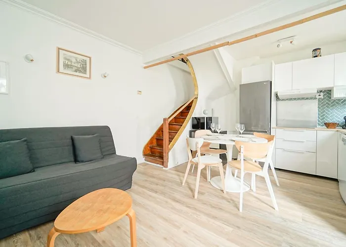 Appartement Ideal Famille, En Duplex Et Au Calme, Au Pied Du Metro \